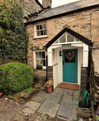 Dolwyddelan House | Ty Capel Isa