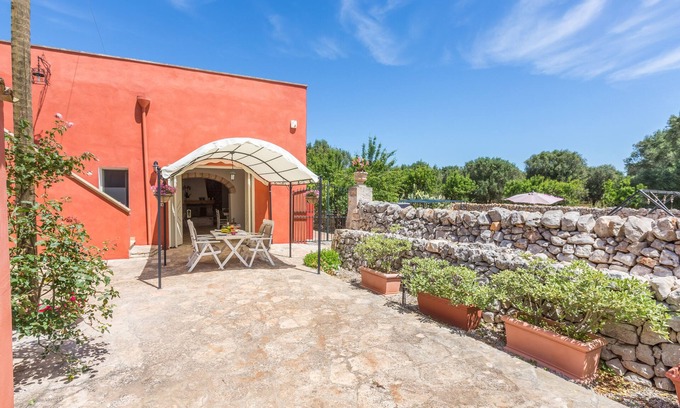 San Vito dei Normanni Villa | Typical country house. Private and fenced garden - Privacy - Beaches at 10 km.