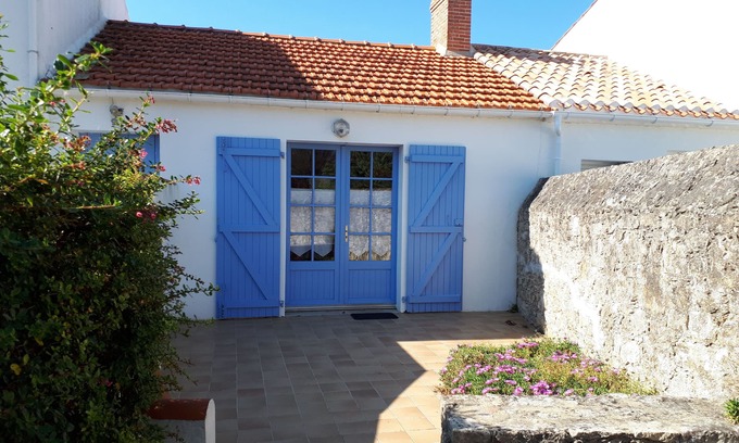 La Gueriniere House | Typical house in Noirmoutier terrace and parking, beach 40 meters