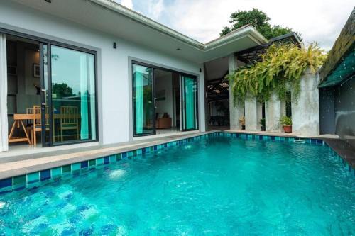 Ao Nang Villa | Udomsuk Pool Villa Krabi