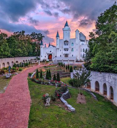 Helen Bed & Breakfast | Uhuburg Castle