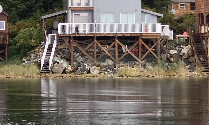 Tenakee Springs Cabin | Ultimate Alaska wildlife experience.