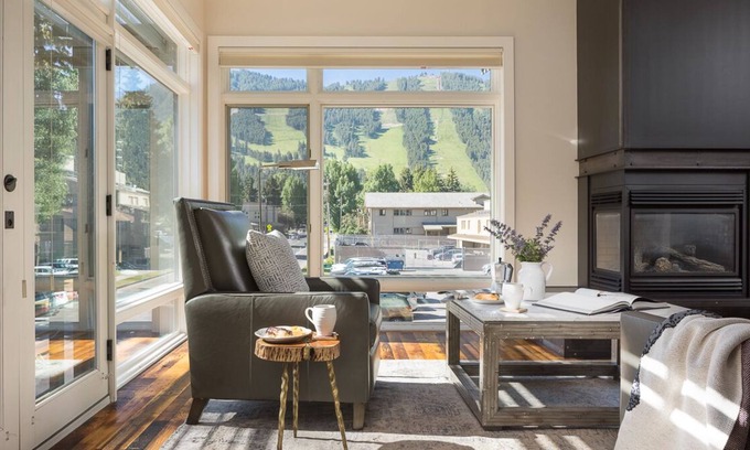 Jackson Villa | Ultimate Urban Living