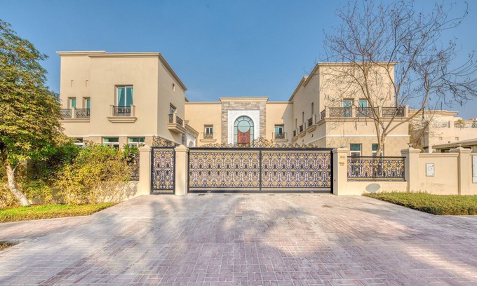 Emirates Hills Villa | Ultra Luxurious 7BR Villa plus 2 Assistant Room in Emirates Hills