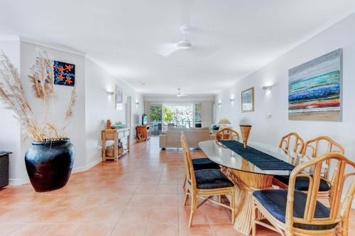 Wongaling Beach Apartment | Ulysses 1 - 1 Bedroom Spacious Ocean Views