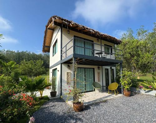 Sadao House | Uma Valley Homestay - Nature Oasis near Hay Yai