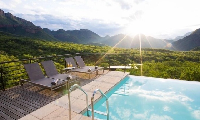 Hoedspruit House | umVangati House