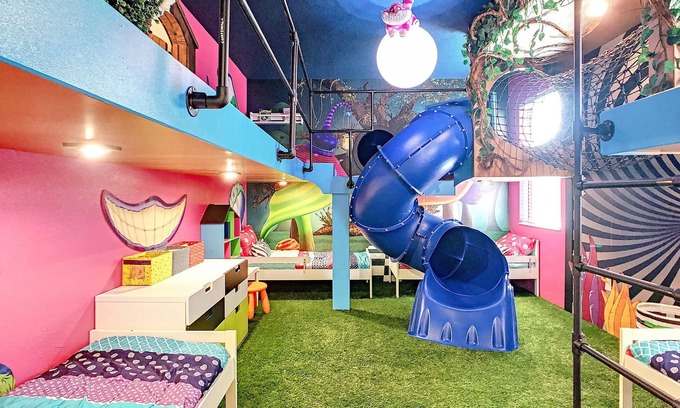 Davenport House | Uncover One-of-a-Kind Wonderland! Themed Rooms + Free Pool Heat & Magical Perks!