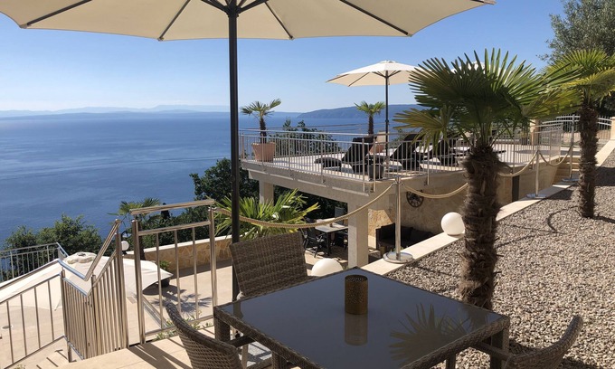 Medveja Apartment | Unique apartment with plenty of outdoor space and pool