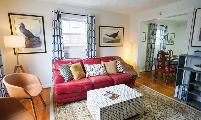 Rosemont House | Unique duplex that has 2 family rooms and 2 kitchens