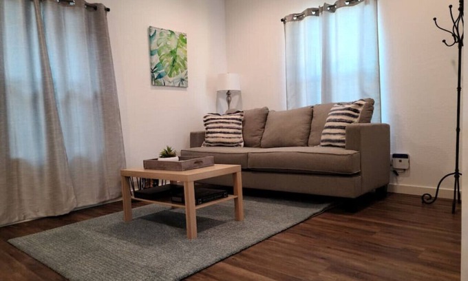 Governmental Mall House | Unique Grand Ave 2bdrm, 1Bath Home near Downtown!