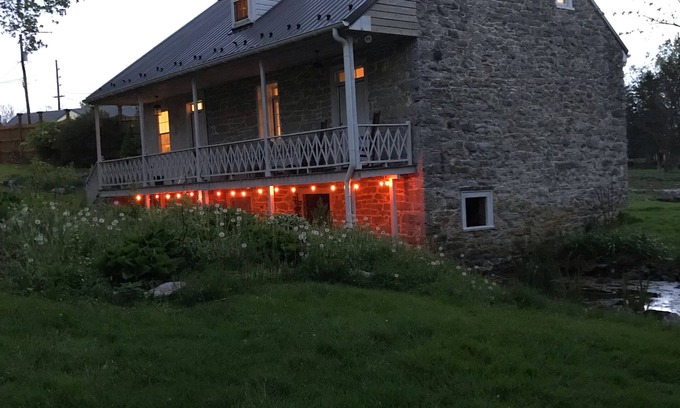 Hagerstown Other | UNIQUE HISTORIC COTTAGE - SPRINGHOUSE 1803