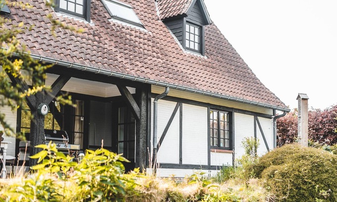 Kruibeke House | Unique holiday home at the Polders of Kruibeke