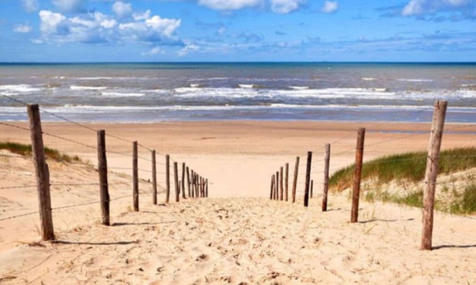 Municipality of Katwijk House | Unique house within walking distance of the beach