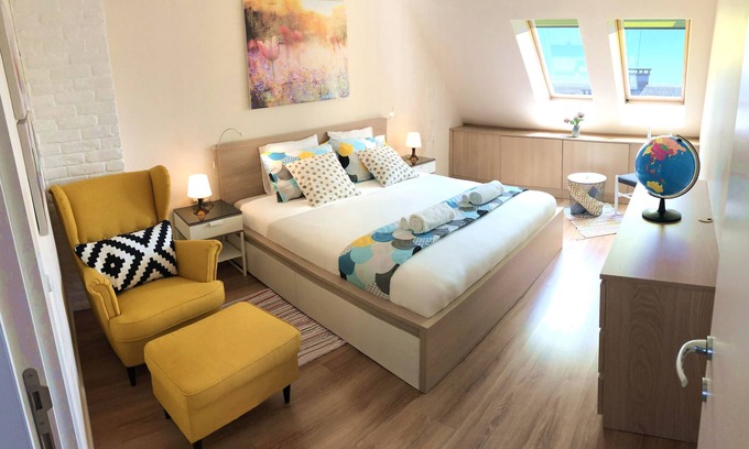Sofia City Center Apartment | Unique Luxurious Jacuzzi PENTHOUSE DUPLEX in City Center! 2 BATHS! Free PARKING!