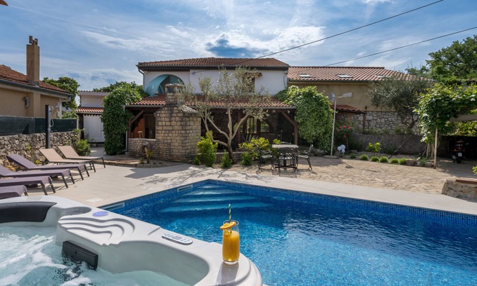 Rasopasno House | Unique stone villa Stone Lady with private pool, whirlpool, sauna and barbecue