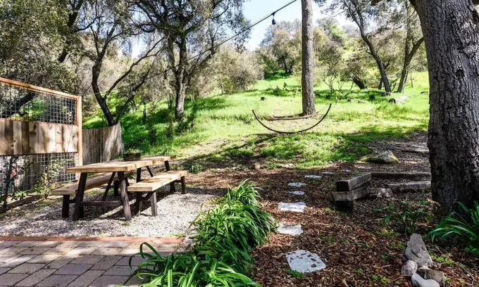 Topanga Cabin | Unique Topanga Retreat 3-Building Compound