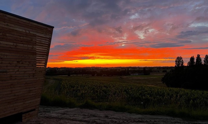 Berson Cabin | Unique & tranquil vineyard cabin getaway