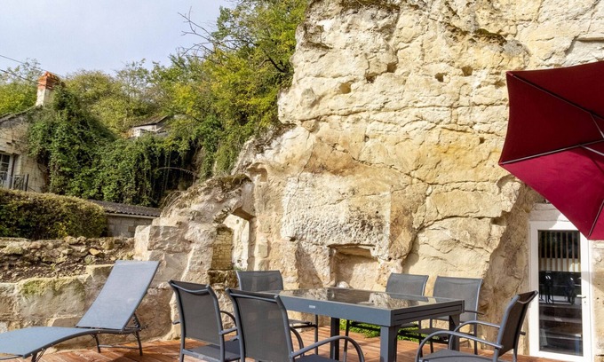 Les Ulmes Cottage | Unique Troglodyte Cottage near Saumur - Jacuzzi, Garden, Games Room