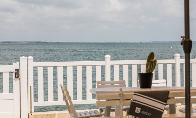 Arcachon Villa | Unique villa - Front line - Arcachon