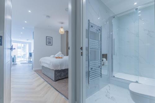 Sheffield Apartment | Unit 3 Classy & Comfy 1-BR Flat, Fast Wi-Fi, Prime Location