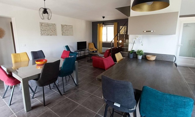 Pelissanne House | UNKNOWNNAME