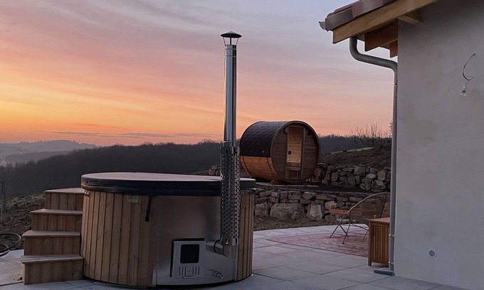 Grazac Apartment | Unusual in the heart of nature, Nordic bath, panoramic sauna