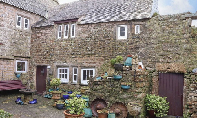 Penzance Cottage | UP OVER HEAD, pet friendly, country holiday cottage in Pendeen