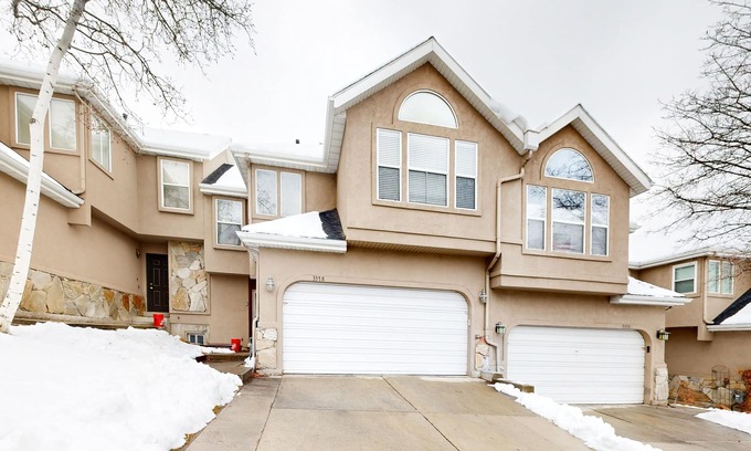 Cottonwood Heights House | Updated Condo w/Private Hot Tub, Mountain Views, & Gas Grill - Close to Skiing