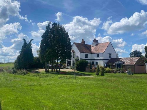 Newent House | Upper House Stunning Country Home