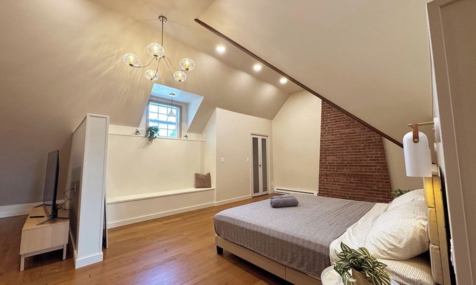 Erie House | Upper State Street Retreat