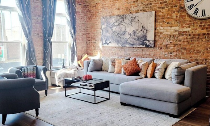 Millersburg Apartment | Upscale Downtown Getaway Walk to Shops & Dining
