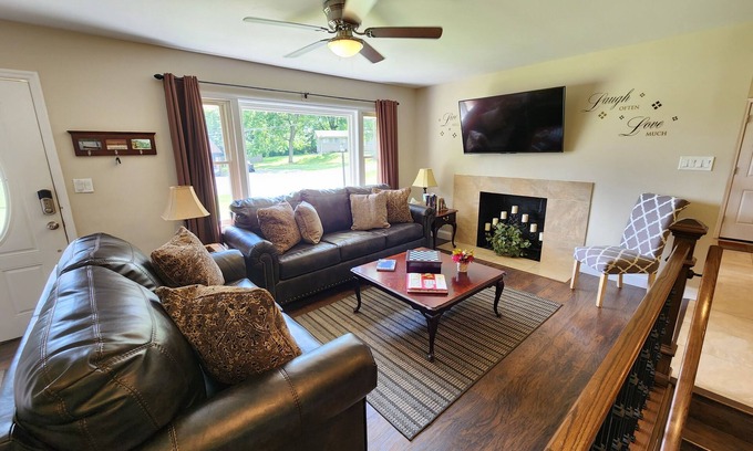 Fairfield House | Upscale Private 5 Star Home For Families or Business Trips
