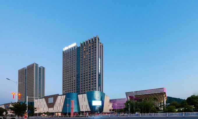 Yuanzhou Hotel | Urba Hotel (Yichun Wanda High-Speed Railway Station)