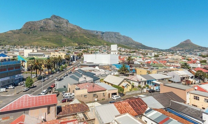 Salt River Apartment | Urban Artisan Loft with Mountain Views & Fast Wi-F