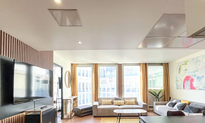 Faubourg-du-Roule Apartment | Urban Flat 128 - Art Rock 4BDR Flat near Champs-Elysées