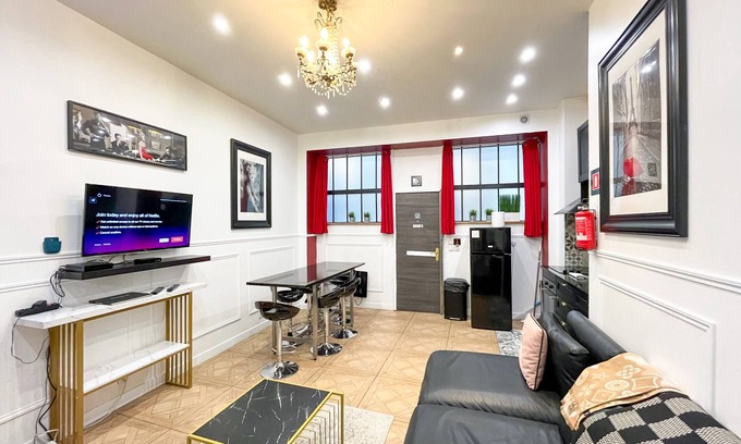 Bonne-Nouvelle Apartment | Urban Flat 55 - Atelier Marylin Monroe Flat