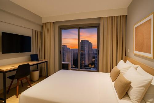 Cerqueira Cesar Apartment | UrbanNest Paulista Studio