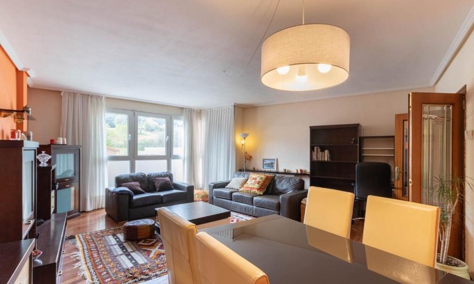 Urduliz Apartment | Urduliz with parking by Aston Rentals