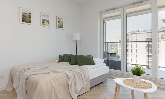 Ursus Apartment | Ursus Sunny Studio for 4 Guests with Parking & Balcony by Noclegi Renters