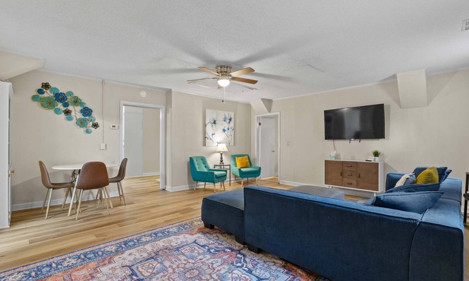 Columbia House | USC & Downtown Gem: Modern Family Home!