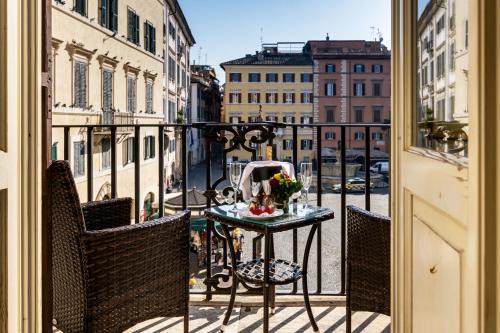 Rione VII Regola Bed & Breakfast | V Collection Piazza Farnese Luxury Suites