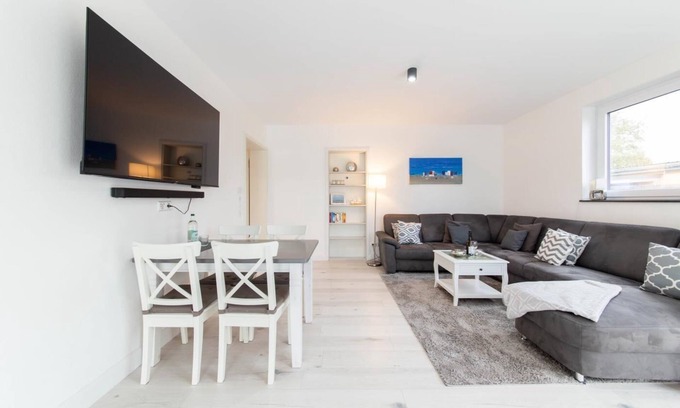 Niendorf House | Vacation cottage Admirals Huus Niendorf