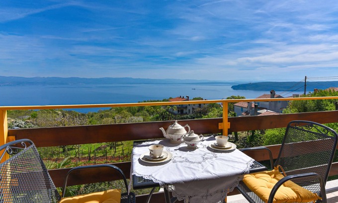 Sveta Jelena House | Vacation home Andrea by Interhome