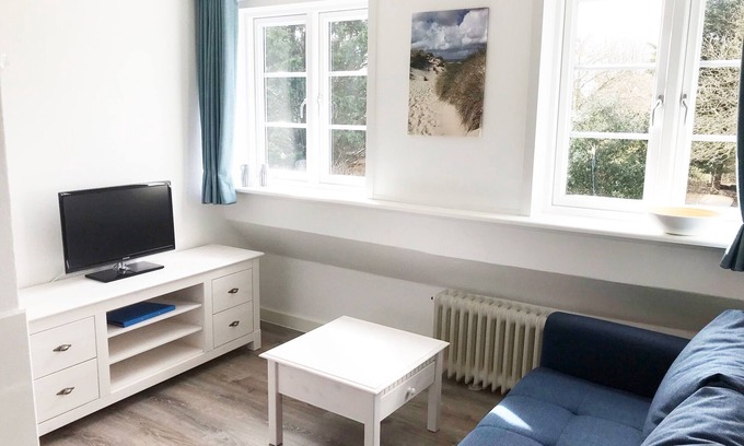 Norddorf Apartment | Vacation apartment *Frisia 4*