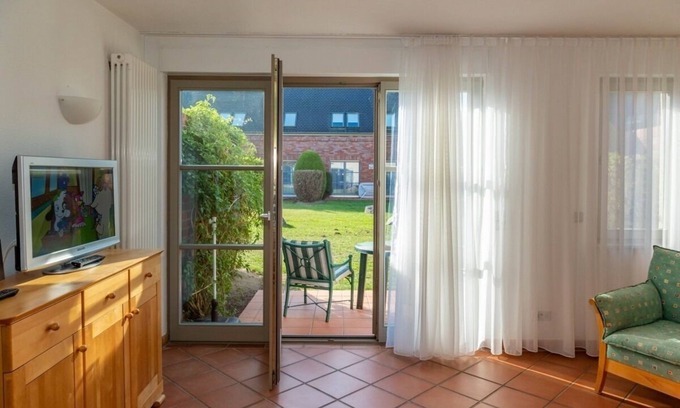 Mellenthin Apartment | Vacation apartment/apartment for 4 guests with 56m² in Dewichow (270924)