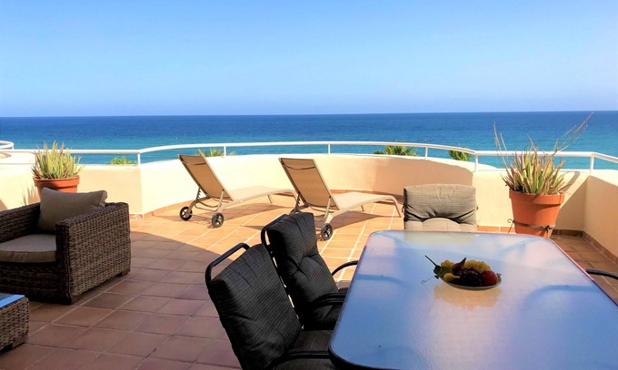 Buenas Noches Apartment | Vacation apartment/apartment for 7 guests with 260m² in Estepona (118568)