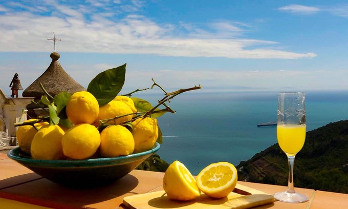 Albori Apartment | Vacation apartment/apartment for 4 guests with 85m² in Albori (165940)