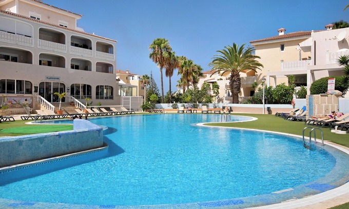 Chayofa Apartment | Vacation Apartment 'Chayofa Country' with Shared Pool, Private Terrace and Wi-Fi