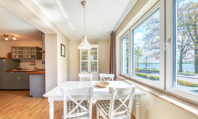Muritz Apartment | Vacation apartment Kietz-Flair directly on the Müritz